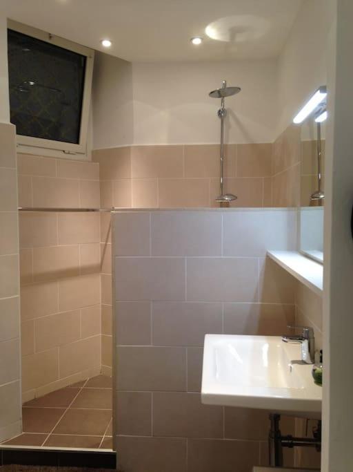 #28 1 Bdr Flat Ac Balcony Hper Central 10Mins To Beach & Old Town Nizza Kültér fotó